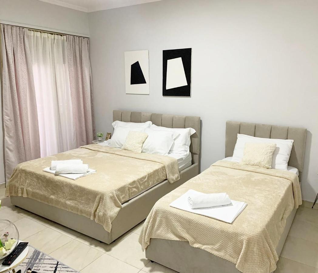 Chlo Apartment 1 Tirane Exterior photo